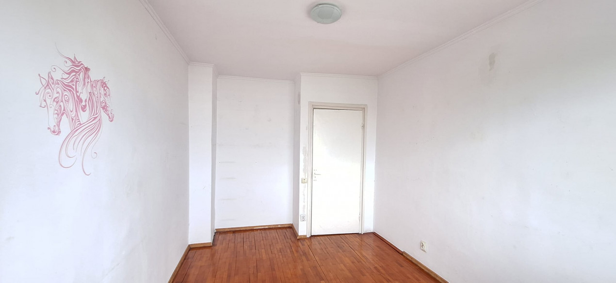 Apartament 3 cam dec Lujerului Metrou str. Rasaritului 