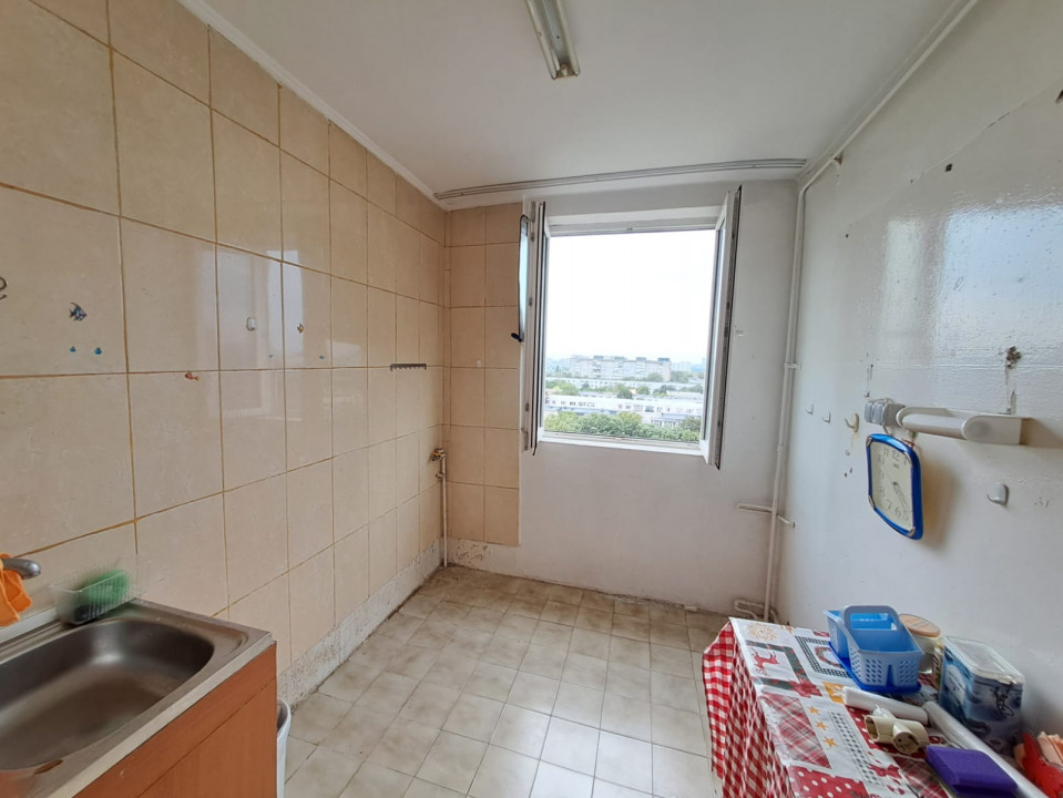 Apartament 3 cam Metrou Constantin Brancusi