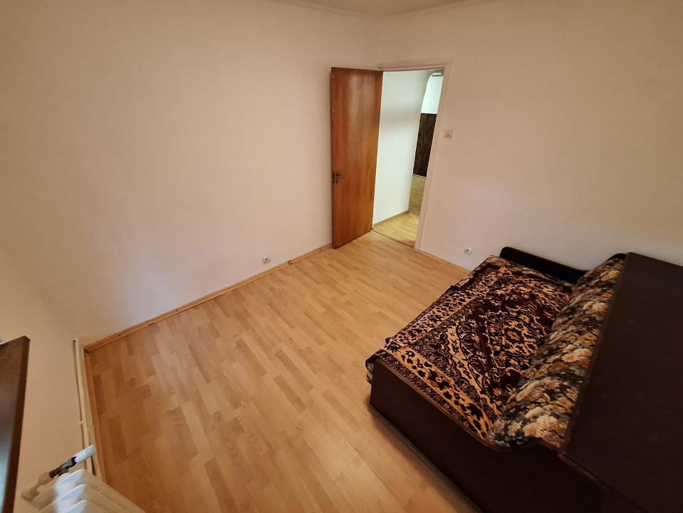 Apartament 3 camere Piata Sudului Str. Garnitei