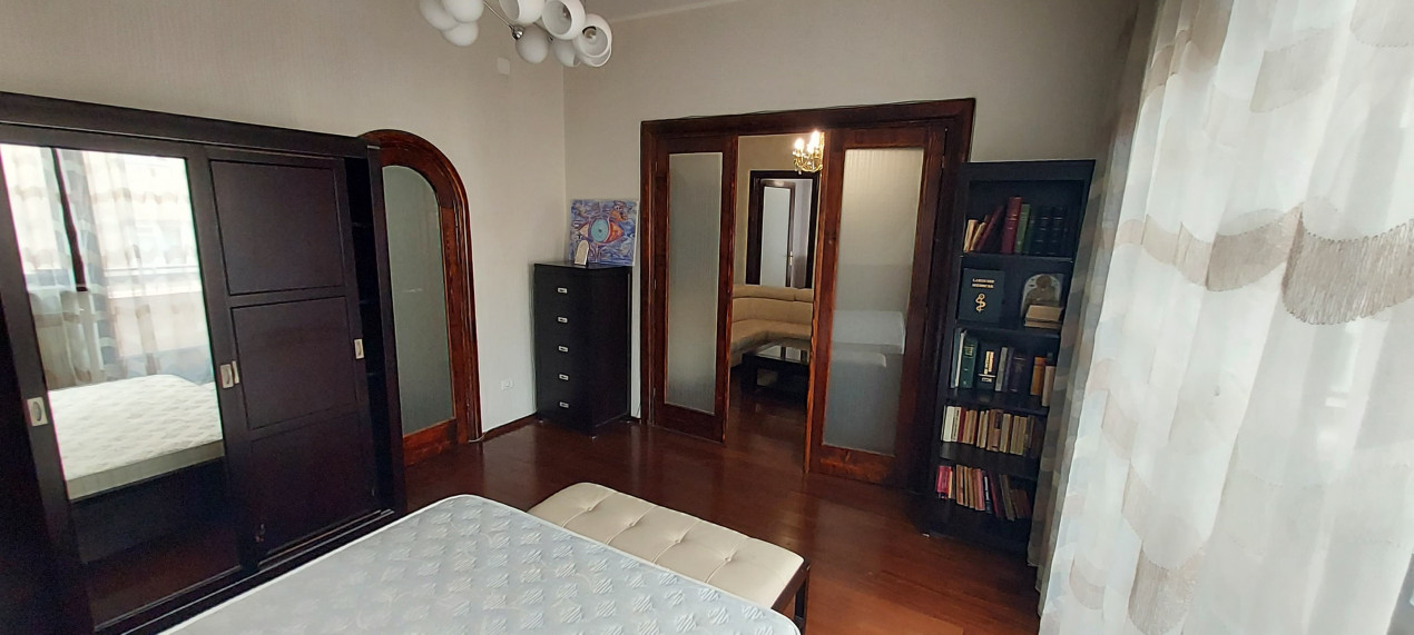 Apartament 4 camere strada C. A. Rosetti