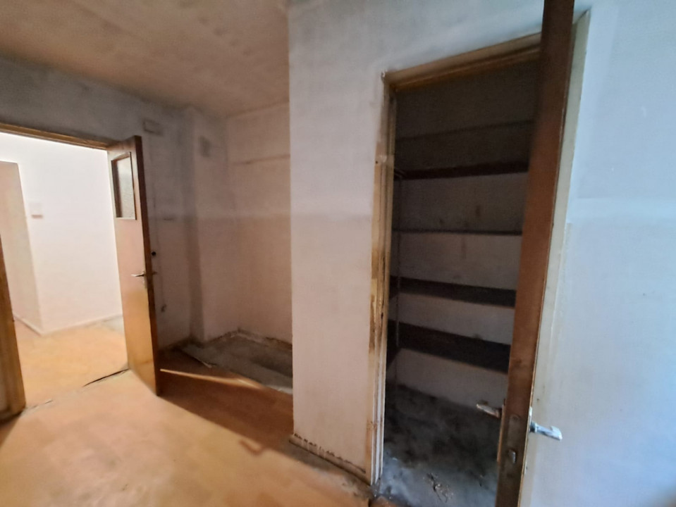 Apartament 3 camere Metrou Lujerului