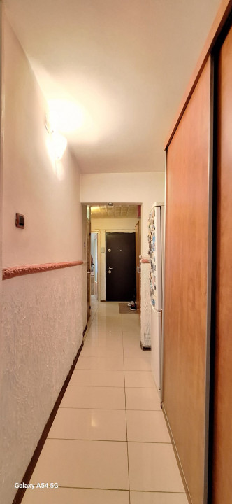 Apartament 3 camere decomandat 2 bai Bloc 1986 Apusului-str. Alesd