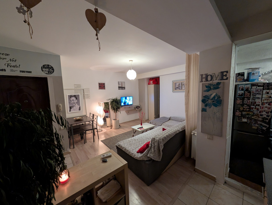 Apartament de vânzare, complet mobilat pe Șoseaua Chitilei 174 - Parcare inclusă