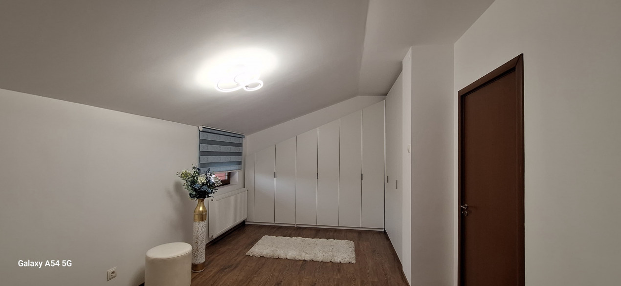 Apartament PREMIUM 4 camere in Vila Sos. Pipera-Templu Soarelui