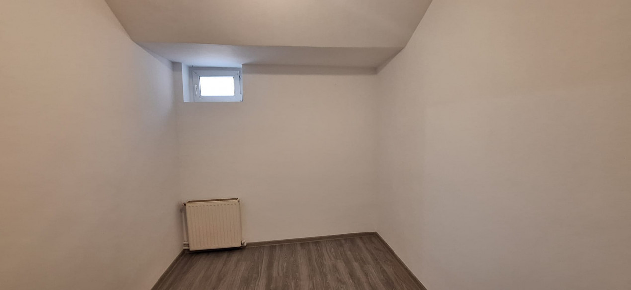 Apartament 2 cam ULTRACENTRAL Popa Soare + Magazie&beci 74mp