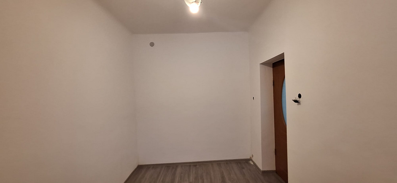 Apartament 2 cam ULTRACENTRAL Popa Soare + Magazie&beci 74mp